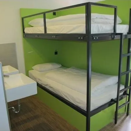 United Frankfurt Center Hostal *