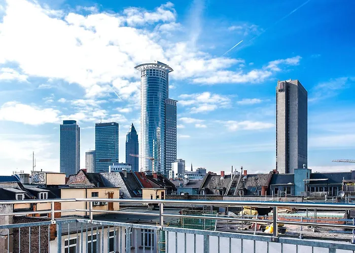 United Frankfurt Center بيت شباب فرانكفورت